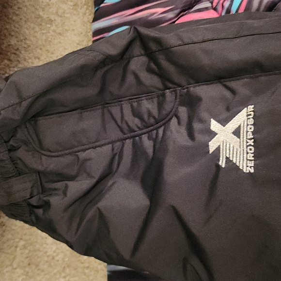 *EUC* 2pc snow set coat+pants - Picture 2 of 10